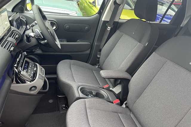 Hyundai INSTER 02 49kWh EV (116ps)