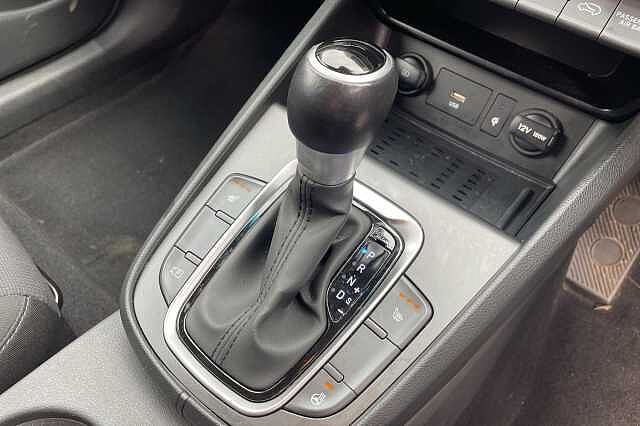 Hyundai KONA Premium Hybrid 1.6 GDi HEV (141ps)