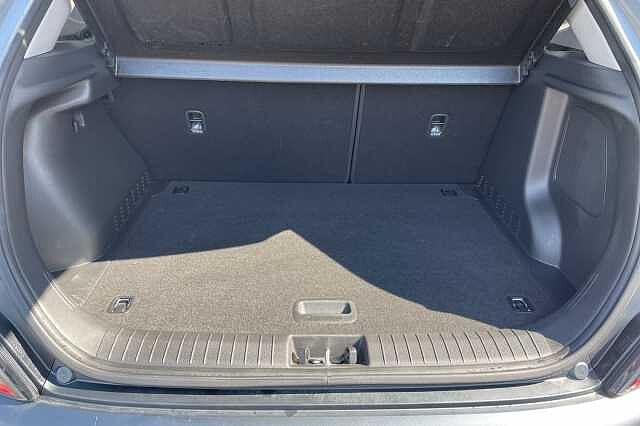 Hyundai KONA Ultimate Hybrid 1.6 GDi HEV (141ps)