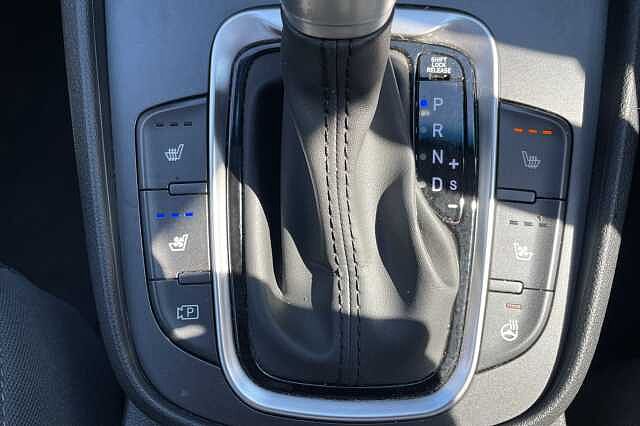 Hyundai KONA Ultimate Hybrid 1.6 GDi HEV (141ps)