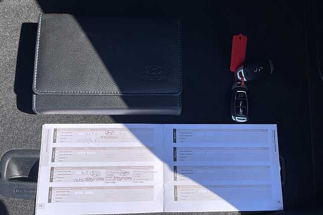 Hyundai KONA Ultimate Hybrid 1.6 GDi HEV (141ps)