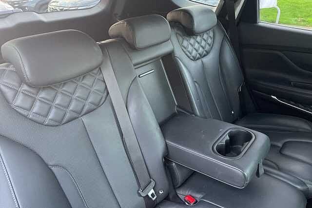 Hyundai SANTA FE Premium Hybrid 1.6 T-GDi HEV 4WD (230ps)