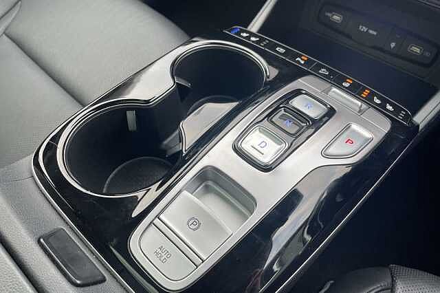 Hyundai TUCSON Ultimate Hybrid 1.6 T-GDi HEV (230ps)