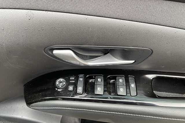 Hyundai TUCSON Premium Hybrid 1.6 T-GDi HEV (230ps)