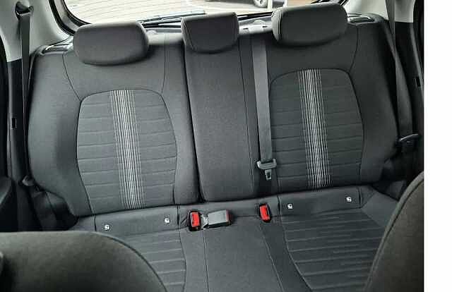 Hyundai i10 Advance [Nav] 1.0 MPi (63ps)