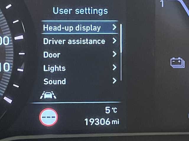 Hyundai KONA Premium SE Electric 64kWh EV (204ps)