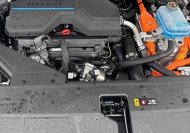 Hyundai TUCSON Ultimate Plug-in Hybrid 1.6 T-GDi PHEV 4WD (265ps)