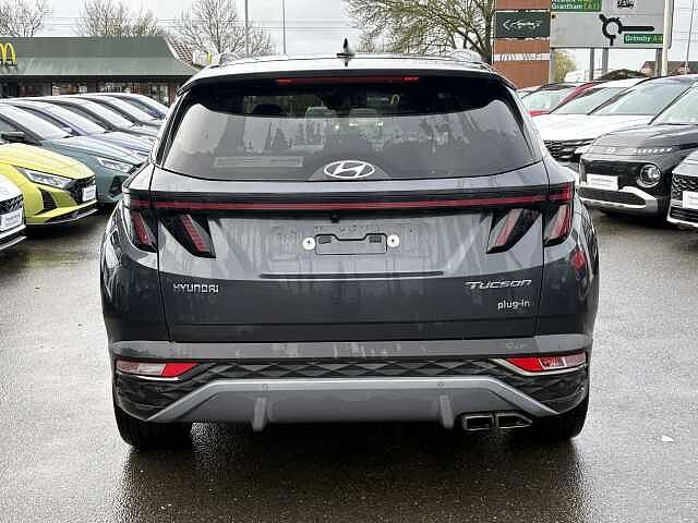 Hyundai TUCSON Ultimate Plug-in Hybrid 1.6 T-GDi PHEV 4WD (265ps)