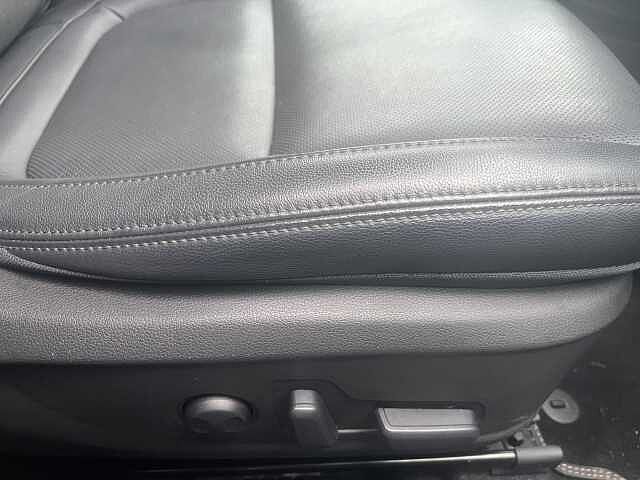 Hyundai KONA Ultimate 1.0 T-GDi MHEV (120ps)