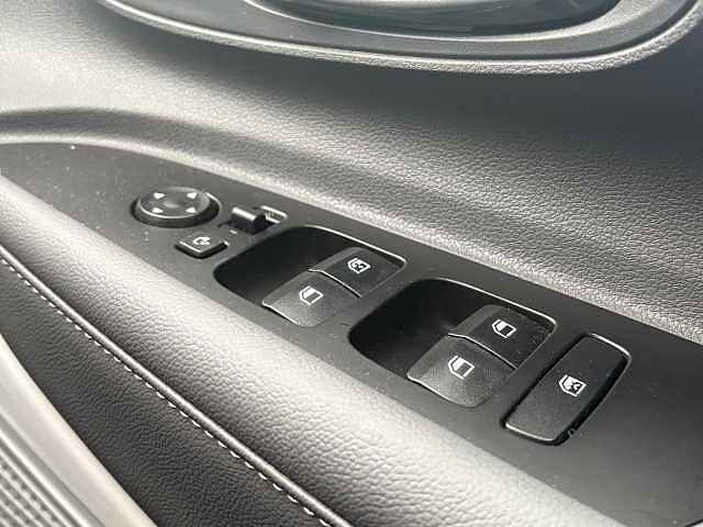 Hyundai BAYON Tech Line 1.0 T-GDi (90ps)