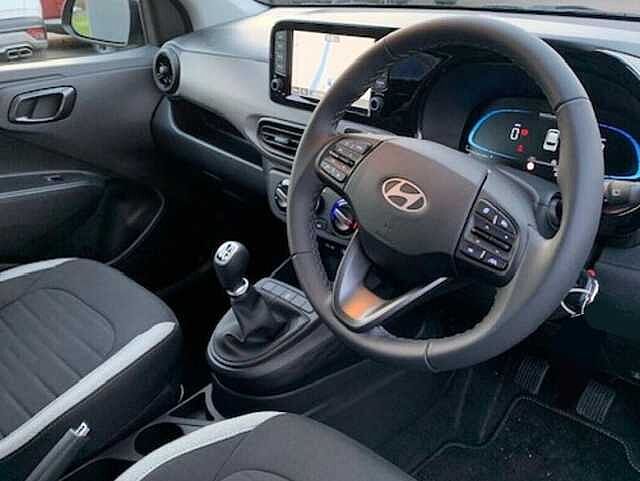 Hyundai i10 Advance [Nav] 1.0 MPi (63ps)