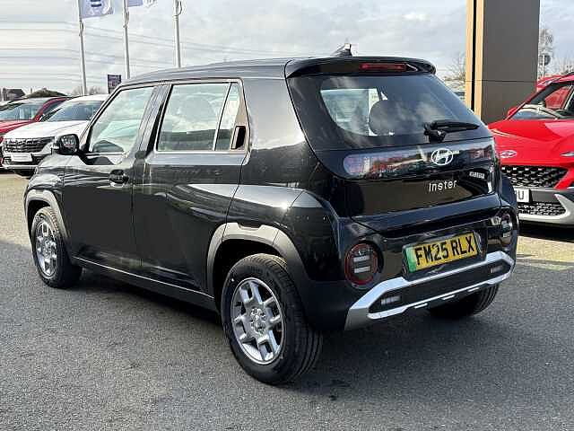 Hyundai INSTER 01 Electric 49kWh EV (116ps) Abyss Black