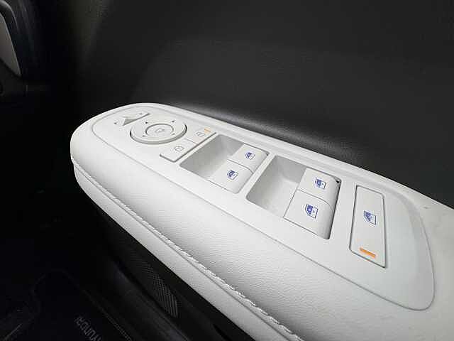 Hyundai SANTA FE Ultimate Plug-in Hybrid 1.6 T-GDi PHEV 4WD (253ps) Orange