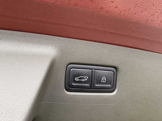 Hyundai SANTA FE Ultimate Plug-in Hybrid 1.6 T-GDi PHEV 4WD (253ps) Orange