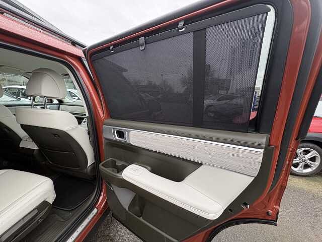 Hyundai SANTA FE Ultimate Plug-in Hybrid 1.6 T-GDi PHEV 4WD (253ps) Orange