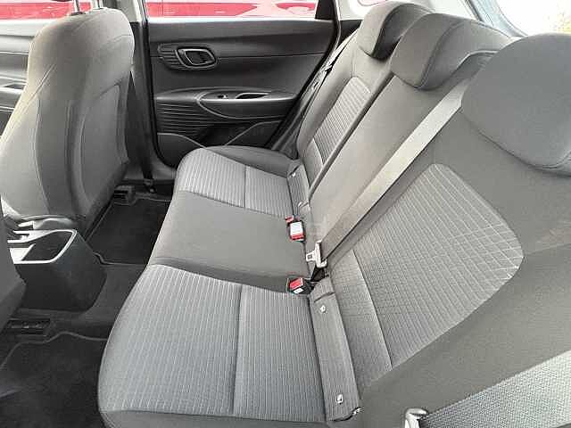 Hyundai i20 SE Connect 1.0 T-GDi MHEV (100ps)