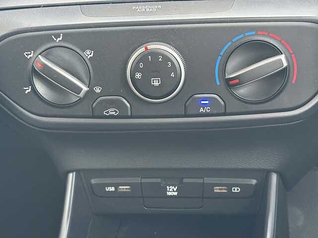 Hyundai i20 SE Connect 1.0 T-GDi MHEV (100ps)