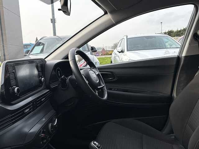 Hyundai i20 SE Connect 1.0 T-GDi MHEV (100ps)