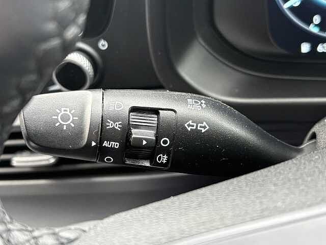 Hyundai BAYON Premium 1.0 T-GDi (100ps)