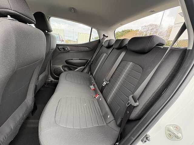 Hyundai i10 1.2 MPi SE Connect 5dr Auto