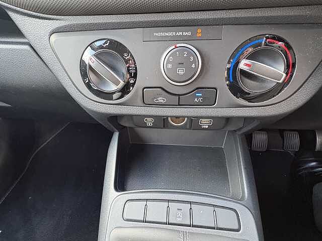 Hyundai i10 1.0 Advance 5dr