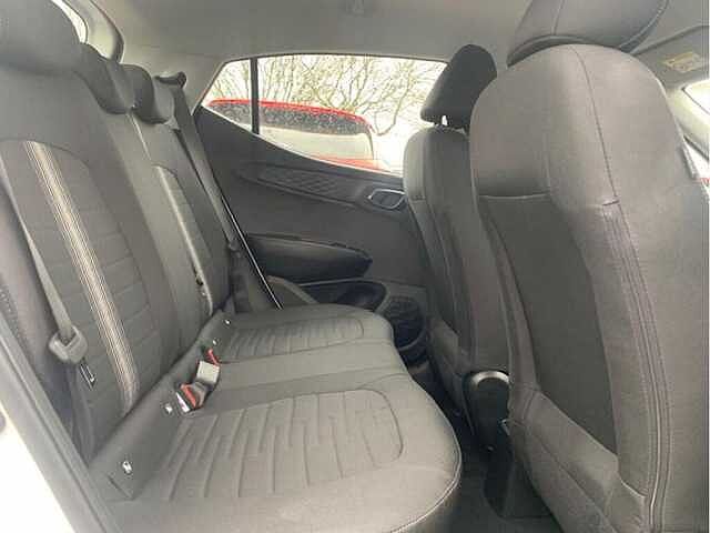 Hyundai i10 Advance [Nav] 1.2 MPi (79ps)