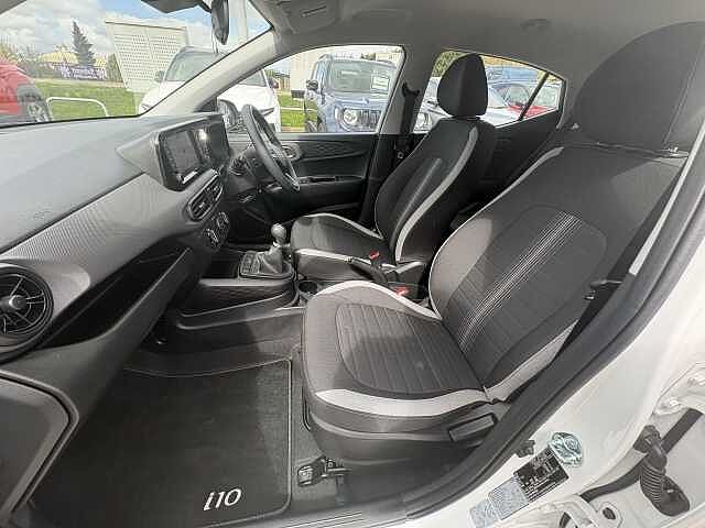 Hyundai i10 Advance [Nav] 1.2 MPi (79ps)
