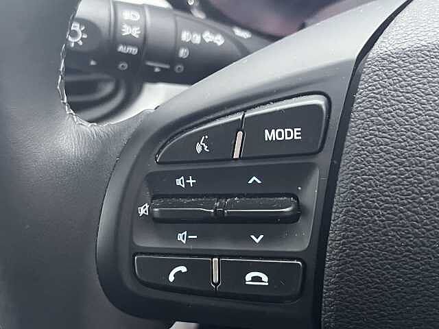 Hyundai i10 Advance [Nav] 1.0 MPi (63ps)