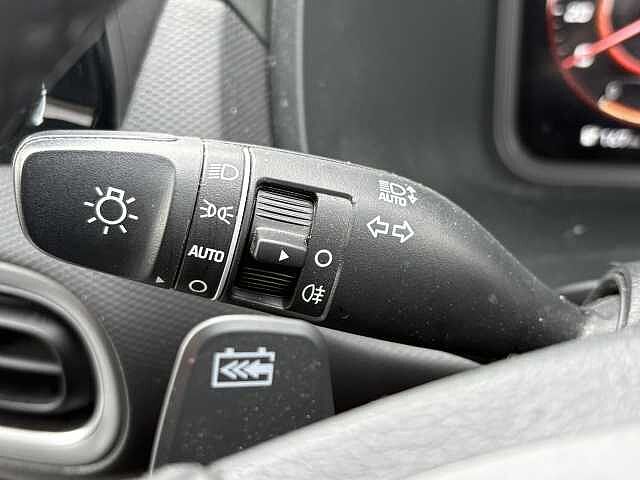 Hyundai KONA Ultimate Electric 64kWh EV (204ps)