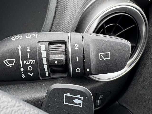 Hyundai KONA Ultimate Electric 64kWh EV (204ps)