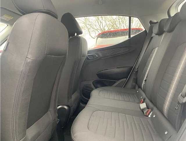 Hyundai i10 Advance [Nav] 1.0 MPI (63ps)