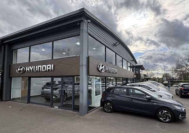 Hyundai IONIQ Premium Hybrid 1.6 GDi HEV (141ps)