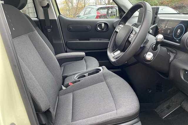 Hyundai Inster 02 Electric 49kWh EV (115ps)