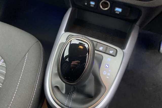 Hyundai i10 Premium [Nav] 1.2 MPi (79ps)