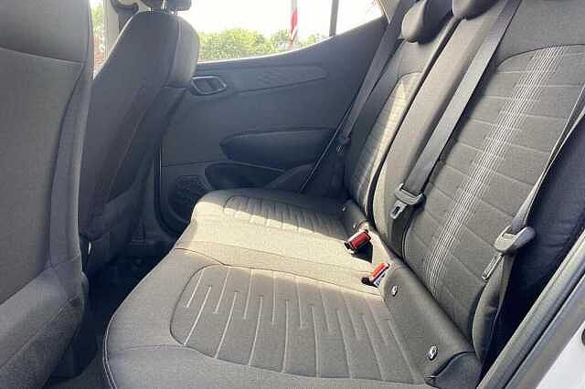Hyundai i10 Advance [Nav] 1.0 MPi (63ps)