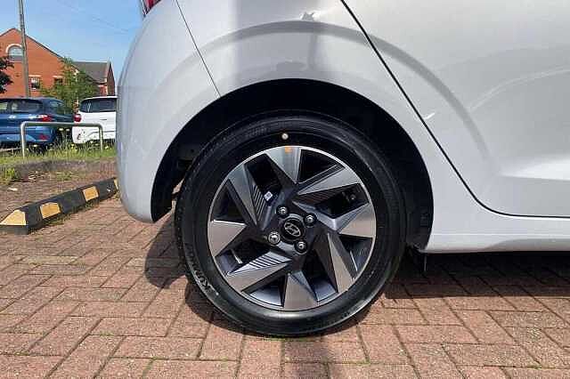 Hyundai i10 Advance [Nav] 1.0 MPi (63ps)