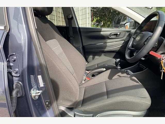 Hyundai BAYON Premium 1.0 T-GDi (100ps)