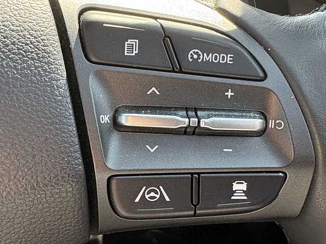 Hyundai KONA Premium Electric 64kWh EV (204ps)