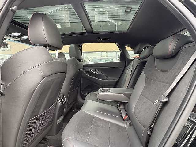 Hyundai i30 N Line S 1.5 T-GDi MHEV (140ps)