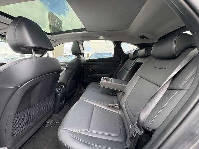 Hyundai TUCSON Ultimate Plug-in Hybrid 1.6 T-GDi PHEV (252ps)