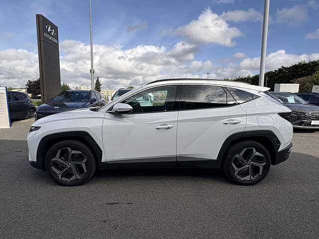 Hyundai TUCSON Premium Plug-in Hybrid 1.6 T-GDi PHEV 4WD (265ps)