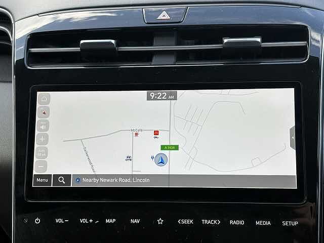 Hyundai TUCSON Premium Plug-in Hybrid 1.6 T-GDi PHEV 4WD (265ps)