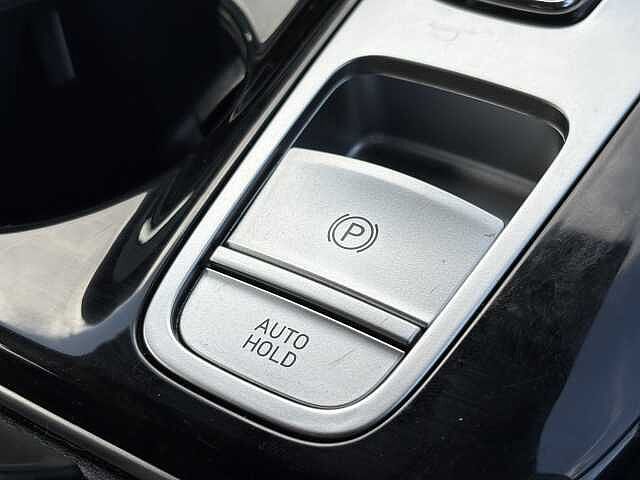 Hyundai TUCSON Premium Plug-in Hybrid 1.6 T-GDi PHEV 4WD (265ps)