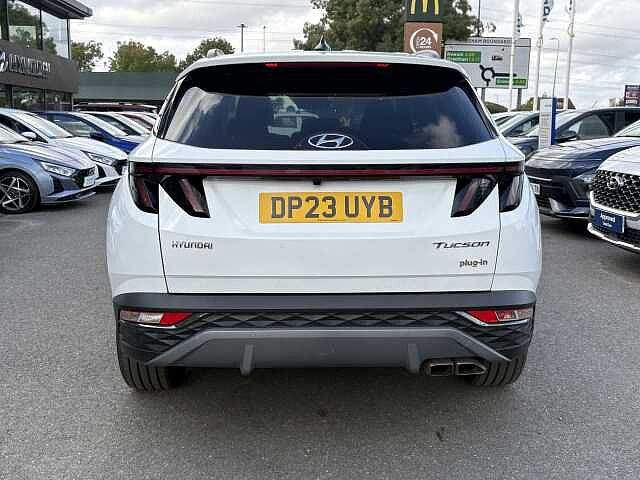 Hyundai TUCSON Premium Plug-in Hybrid 1.6 T-GDi PHEV 4WD (265ps)