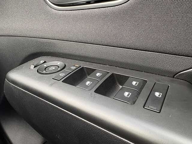 Hyundai KONA Advance Hybrid 1.6 GDi HEV (141ps)