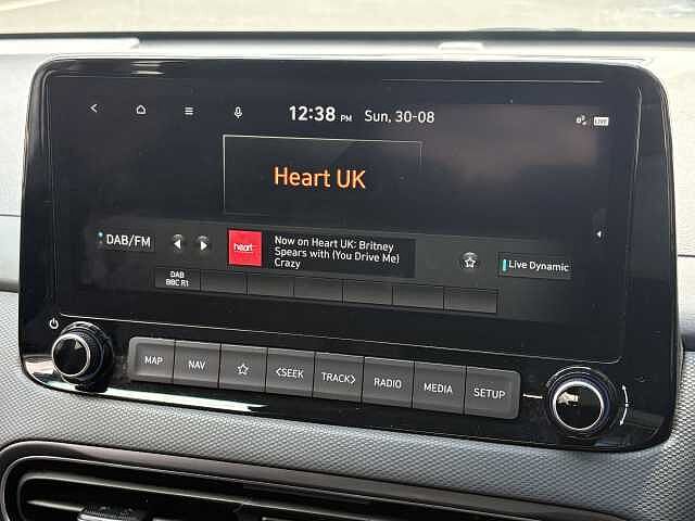 Hyundai KONA Premium Hybrid 1.6 GDi HEV (141ps)