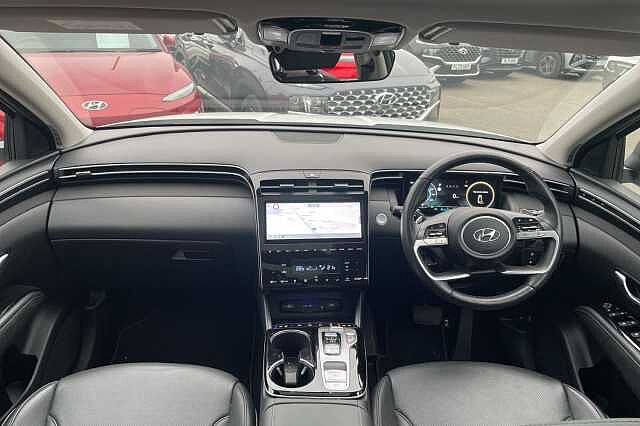 Hyundai TUCSON Ultimate Plug In 1.6 T-GDi PHEV 4WD (265ps)