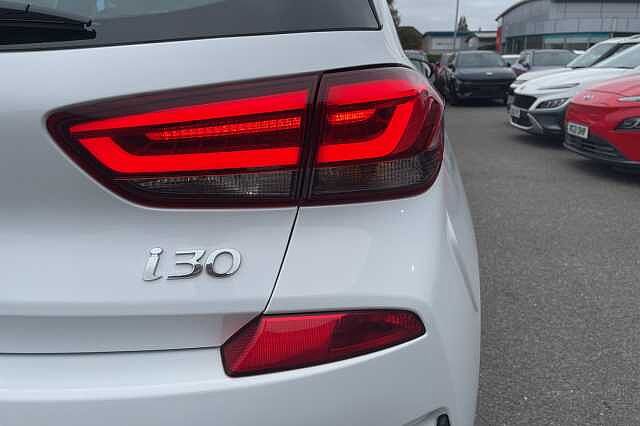 Hyundai i30 N Line 1.0 T-GDi (120ps)