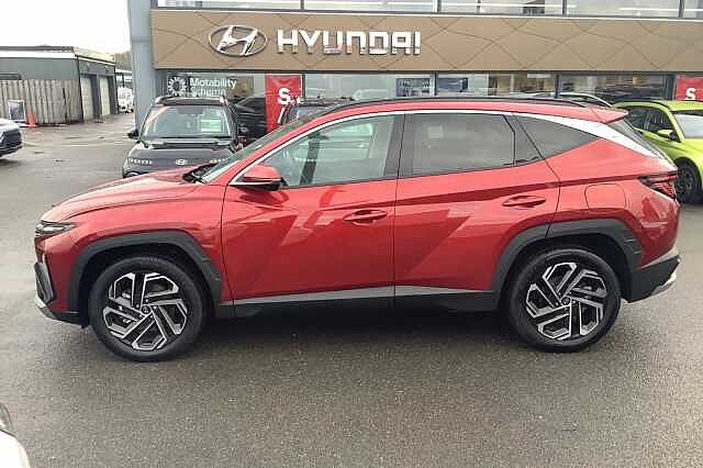 Hyundai TUCSON Ultimate Hybrid 1.6 T-GDi HEV (215ps)