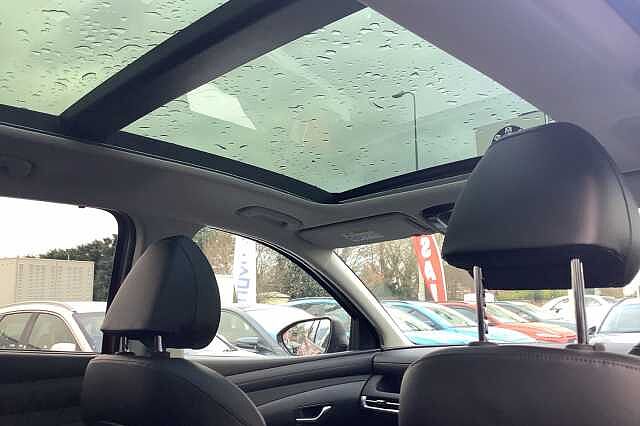 Hyundai TUCSON Ultimate Hybrid 1.6 T-GDi HEV (215ps)